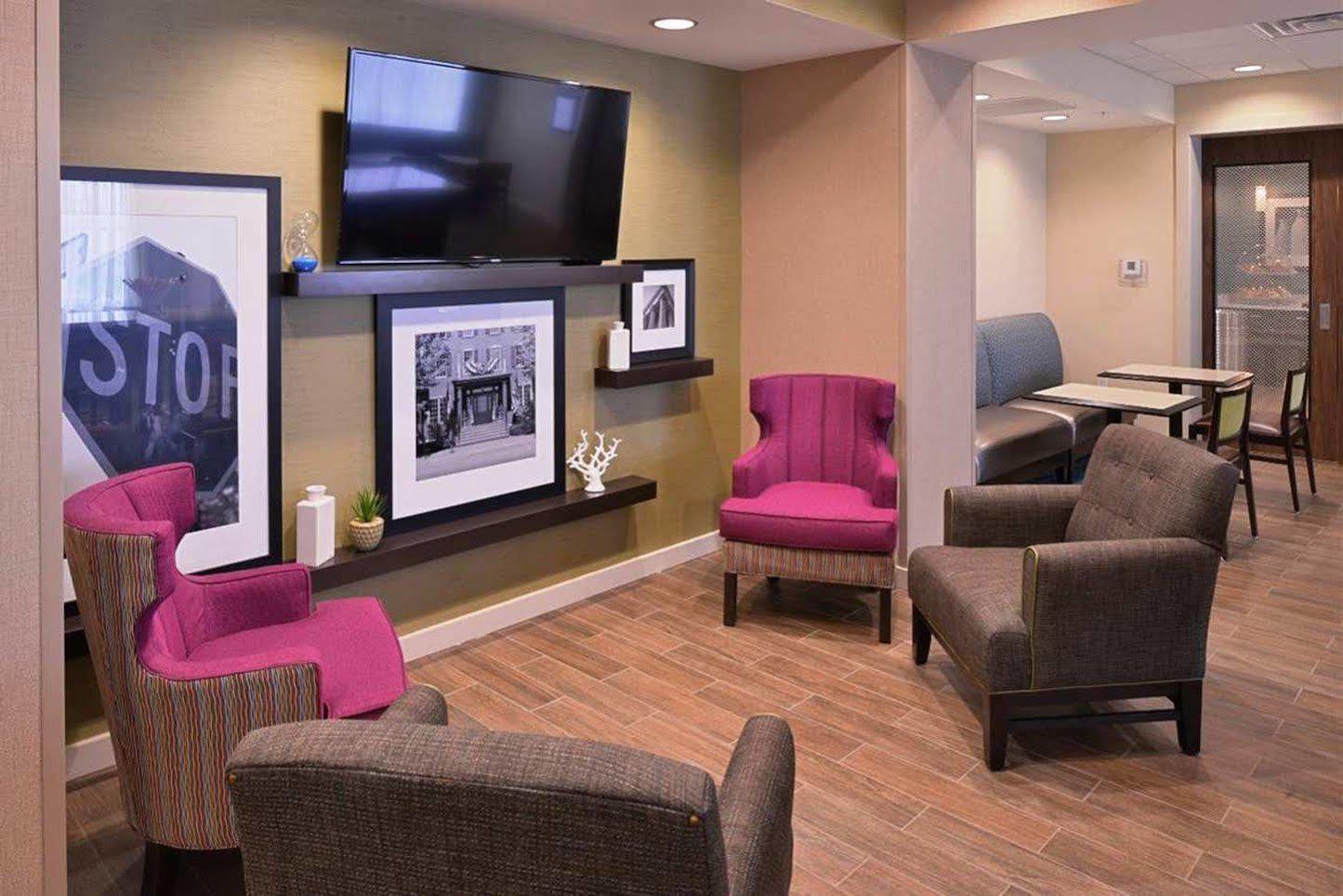 Hampton Inn לוונוורת מראה חיצוני תמונה